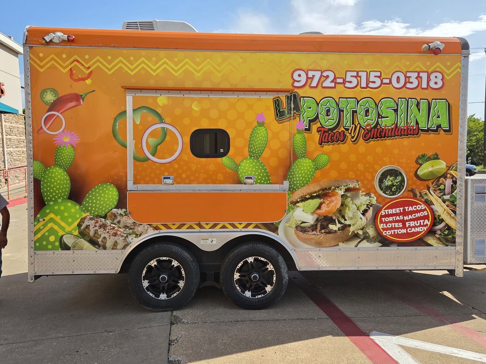 Trailer Wrap
